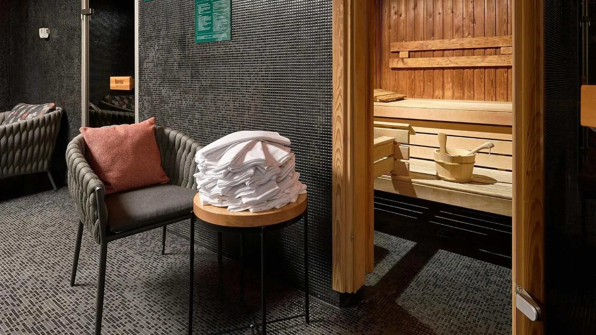 Verno House Budapest, Vignette Collection By Ihg 5*, Boedapest Hongarije